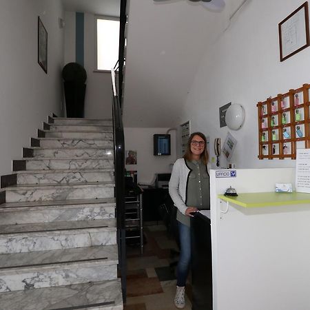 Hotel Urano Cattolica Luaran gambar