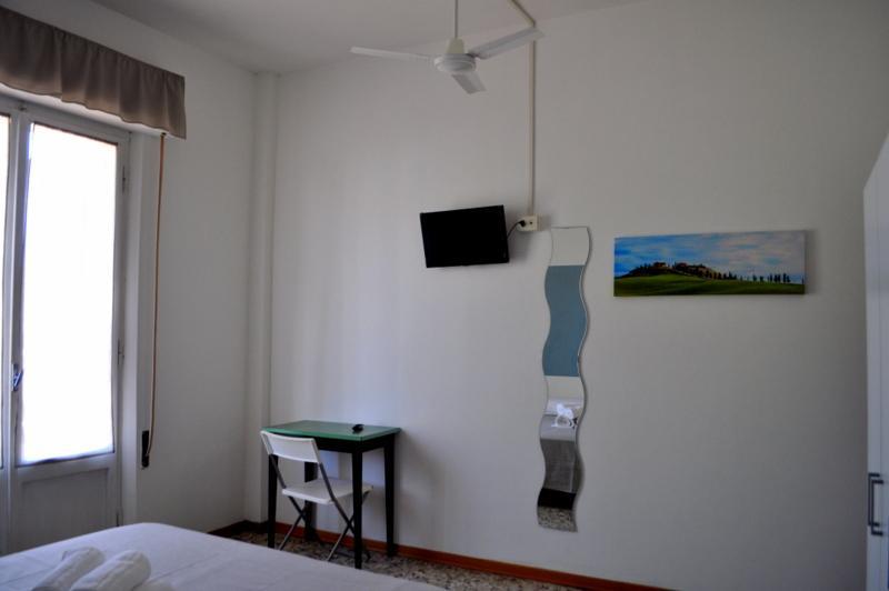 Hotel Urano Cattolica Luaran gambar