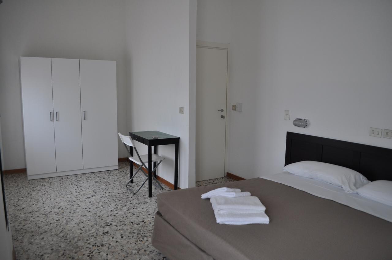 Hotel Urano Cattolica Luaran gambar
