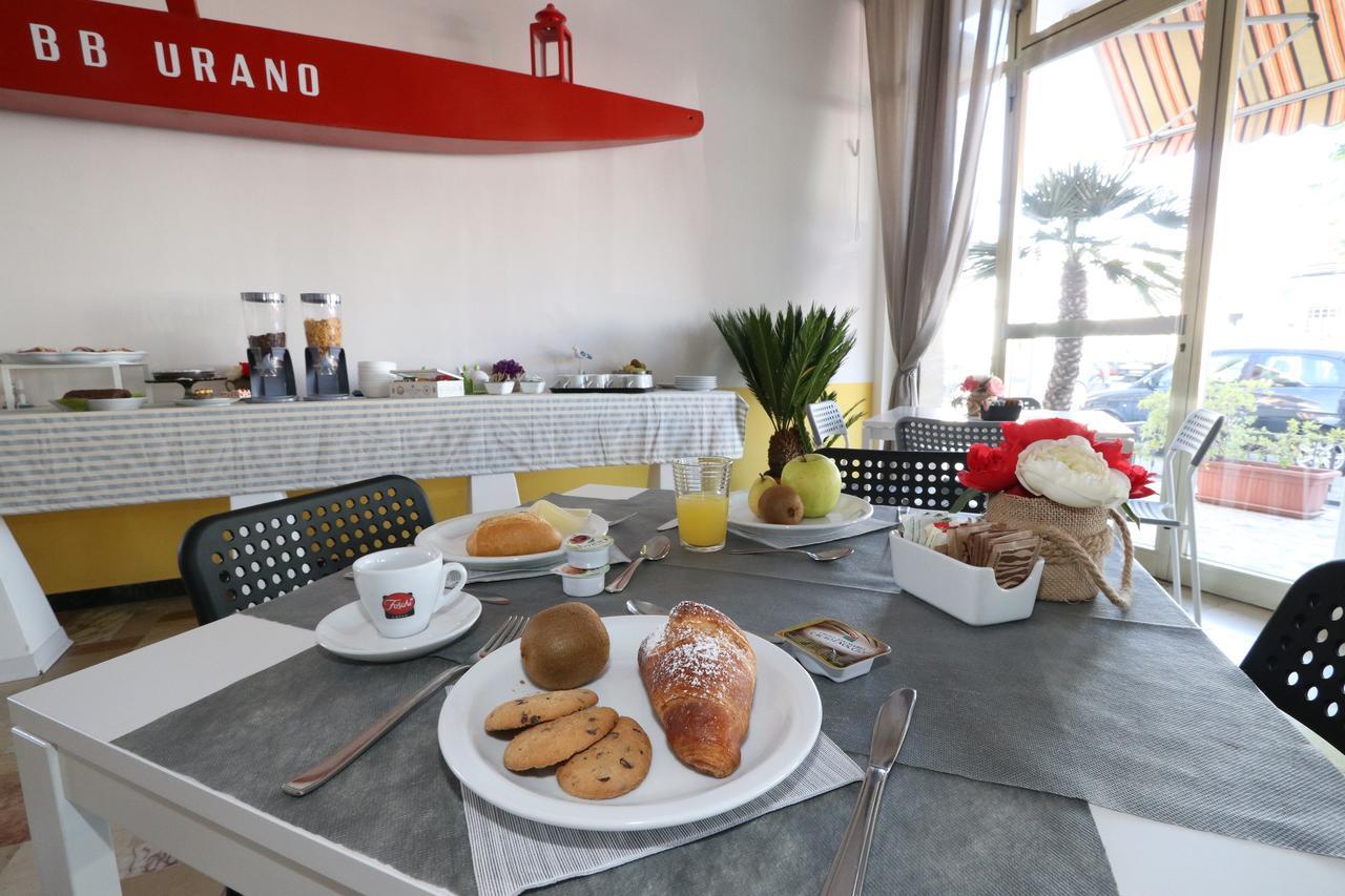 Hotel Urano Cattolica Luaran gambar